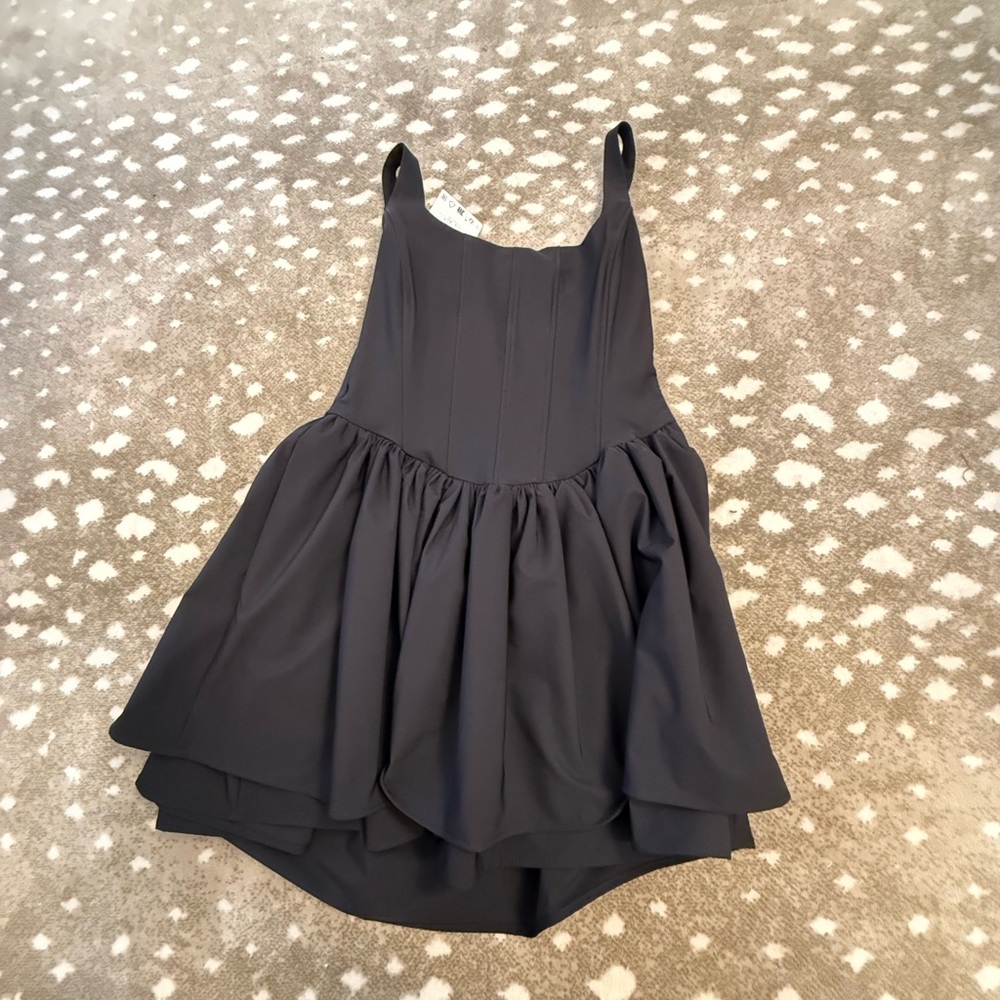 Elegant Black Sleeveless Dress